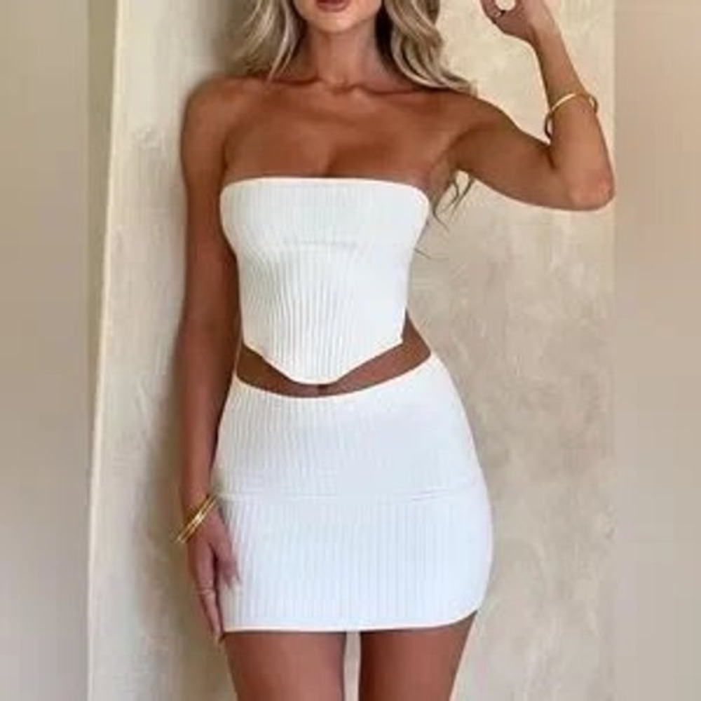 White Fox Ribbed Stretch Mini Skirt Slow Jam Strapless Tube Top 2 in 1 Piece Med